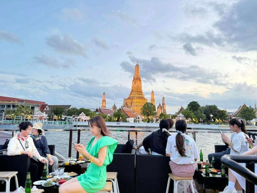 Bangkok: Yodsiam Sightseeing Cruise Snacks & Unlimited Beer - Route and sights: where you’ll go at night (and what can change)