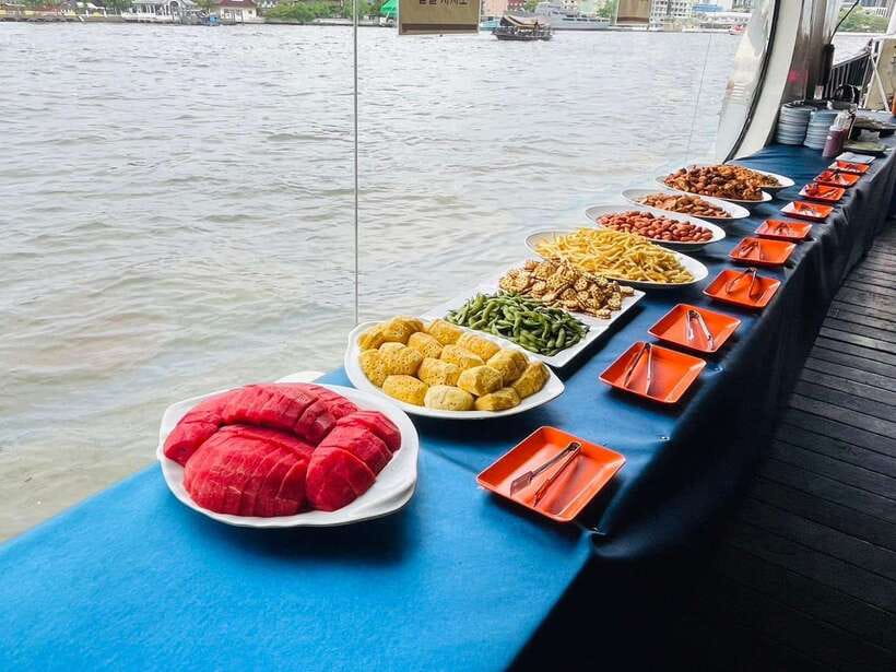 Bangkok: Yodsiam Sightseeing Cruise Snacks & Unlimited Beer - Asiatique Riverfront: the easiest way to start and end your cruise