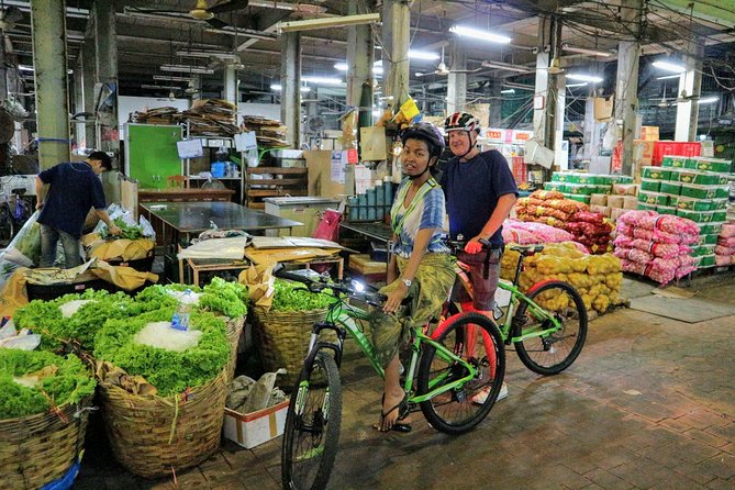 Bike Bangkok at Night with Thai Dinner - Pak Khlong Talat at Night: Flowers, Fragrance, and Constant Energy