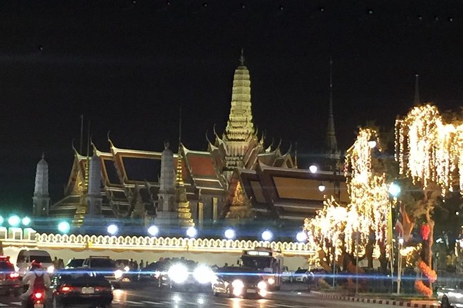 Bike & Bite with Boss: Explore Bangkok - Talad Noi first: Chinatown snacks before the big landmarks