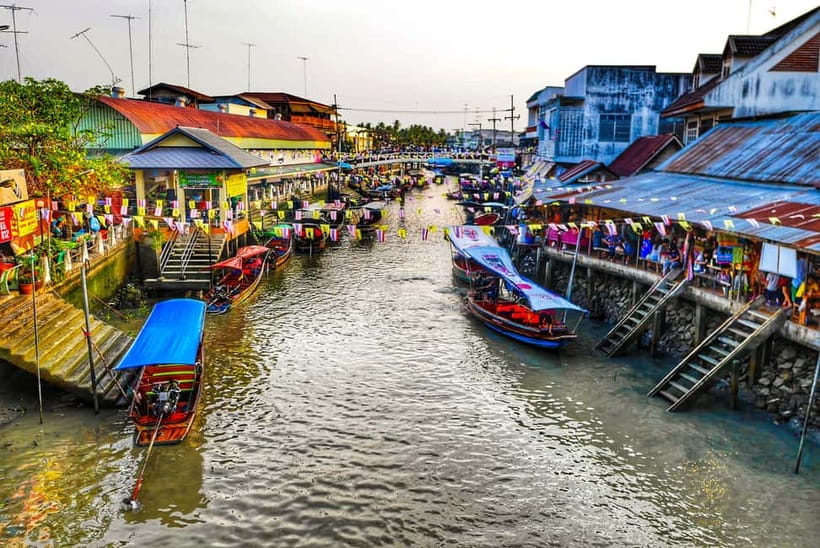 BKK: Damnoen Floating Market, Maeklong Rail & River Bridge - Lunch and Break Time: The Part You Should Use for Energy