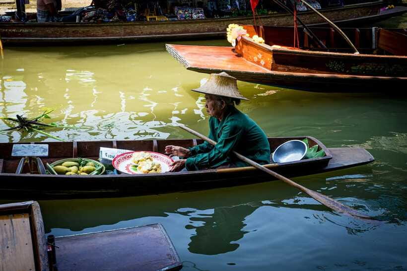 Boat Tour of Damnoen Saduak Floating Market - Food Moments and Small Surprises You Might Get
