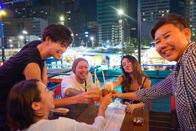 Chinatown Street Food Small Group Tour in Bangkok - Photos and Shopping Time: How to Enjoy Without Losing the Group