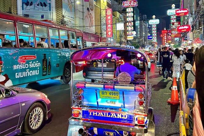 Chinatown Street Food Small Group Tour in Bangkok - Yaowarat Road Night Market Stops: How the Walk Feels