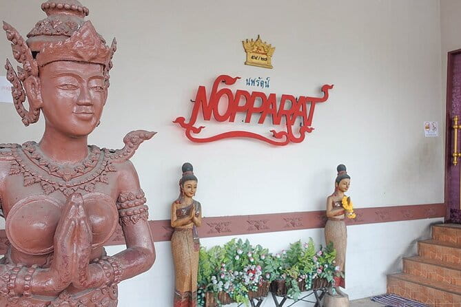 ChomSindh Authentic Thai Dining Experience - Lunch or Dinner - What the Dinner Set Tastes Like (A Seafood-Curry Story)