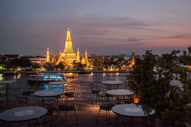ChomSindh Authentic Thai Dining Experience - Lunch or Dinner - The Meal Pacing: One Herbal Drink Plus Four Courses in About Two Hours