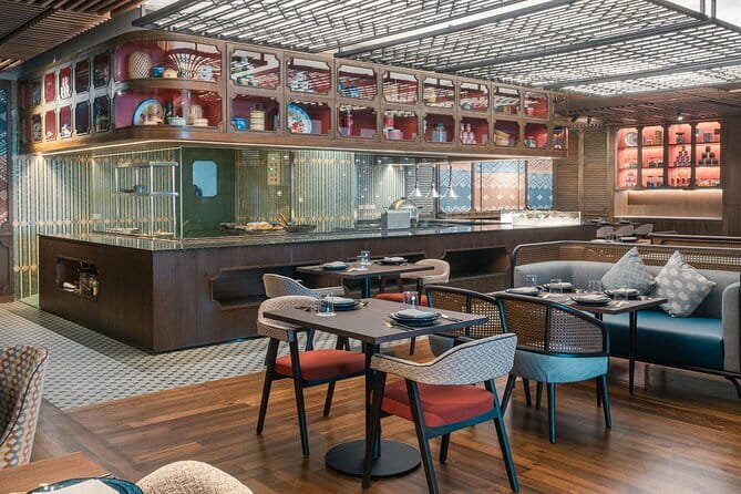 ChomSindh Authentic Thai Dining Experience - Lunch or Dinner - What the Lunch Set Looks Like (And Why It Works)