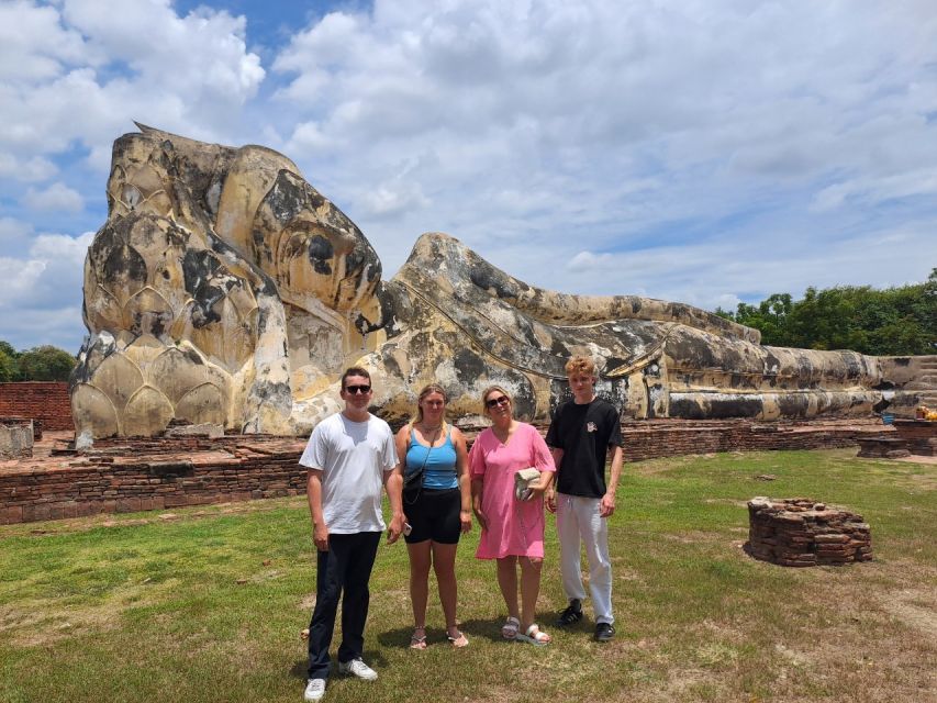 Colors of Ayutthaya: UNESCO Heritage 6 hour Bicycle Tour - Wat Phra Si Sanphet, and Ayutthaya’s temple layout