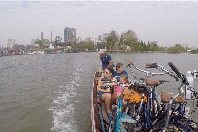 Colors of Bangkok Private tour - Chao Phraya River context: why Bangkok grew the way it did