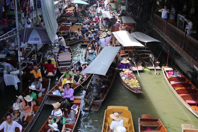 Colors of Damnoen Saduak from Bangkok - Damnoen Saduak Comes Alive With Boat and Bicycle, Not Just Shopping