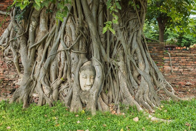 Damnoen Saduak Floating Market & Ayutthaya Tour from Bangkok - Small-Group Touring: Why Guides Like Joyce and Wan Matter