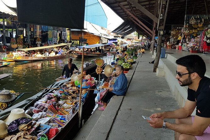 Damnoen Saduak Floating Market & Maeklong Train Market Tour - Why Maeklong and Damnoen Saduak work as a pair