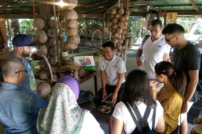 Damnoen Saduak Floating Market Small Group Tour - Who this small-group tour fits best