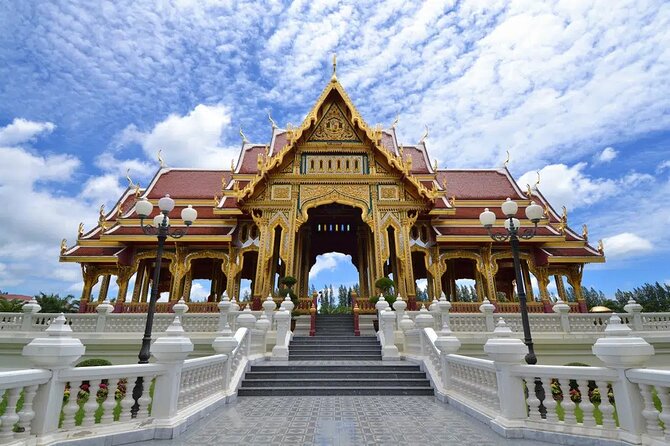 Day Tour of Ayutthaya and Bang Pa In - Bang Pa-In Summer Palace and its style mix