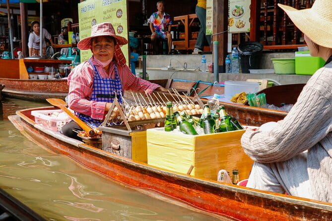 Day Trip to Bangkok Floating Market & Maeklong Railway - Bangkok market day in a nutshell: what you really get