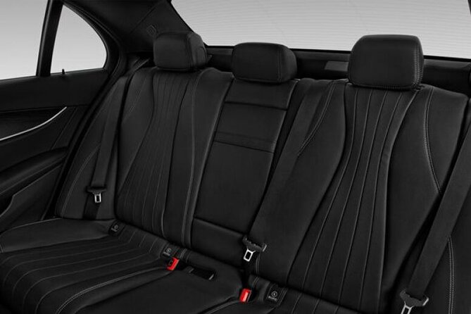 Departure by Private Sedan from Bangkok to Bangkok Airport BKK - Meet Your Chauffeur First: The Real Value of the “Find Me” Pickup