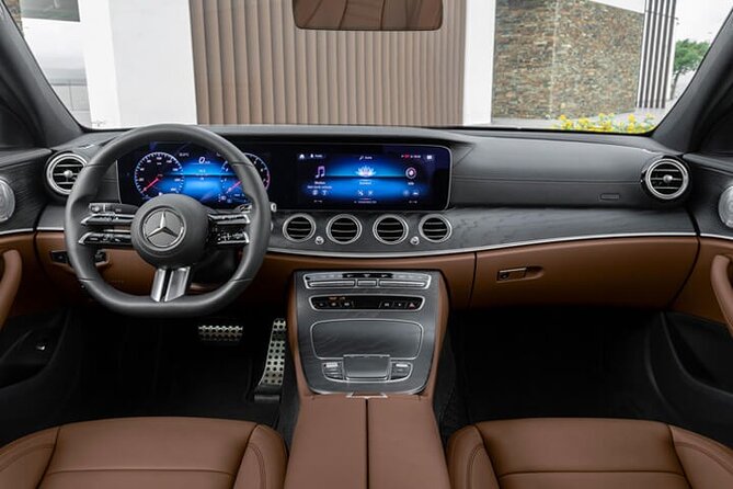 Departure by Private Sedan from Bangkok to Bangkok Airport BKK - The Car Details: Mercedes E Class Comfort (and What You Should Pack)