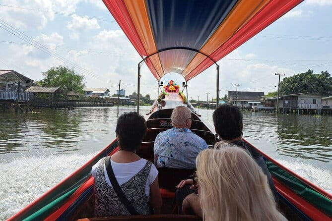 Discover Bangkok: Best Places to Visit - Tailor-Made Adventure - Stop 5: Yaowarat Chinatown, gold, herbs, fruit, and food streets