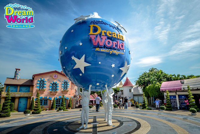 Dream World Bangkok with Buffet Lunch (SUPER VISA TICKET) - Photo-worthy fantasy sets: Eiffel Tower vibes and more