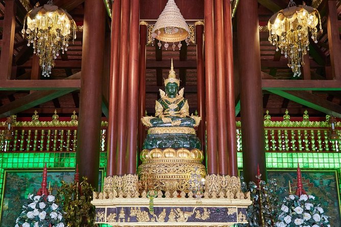 Exclusive Tour – Grand Palace, Emerald Buddha & Reclining Buddha - Dress code: the one rule that can make or break your visit