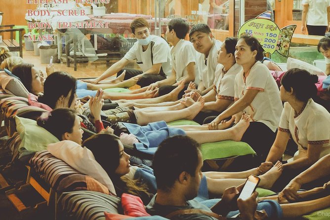 Experience Bangkok at Night with Streetfood Dinner & Foot Massage - Chinatown and Yaowarat Road: street food dinner done right