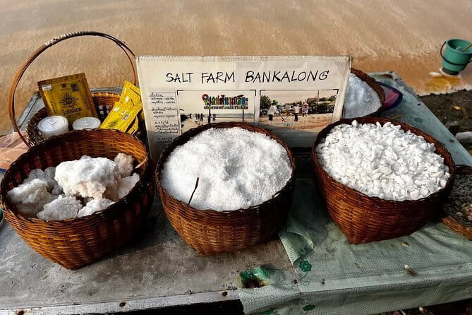 Floating and Railway Markets with Kwan Damnoen Restuarant - Pickup, transfer time, and how not to waste your day