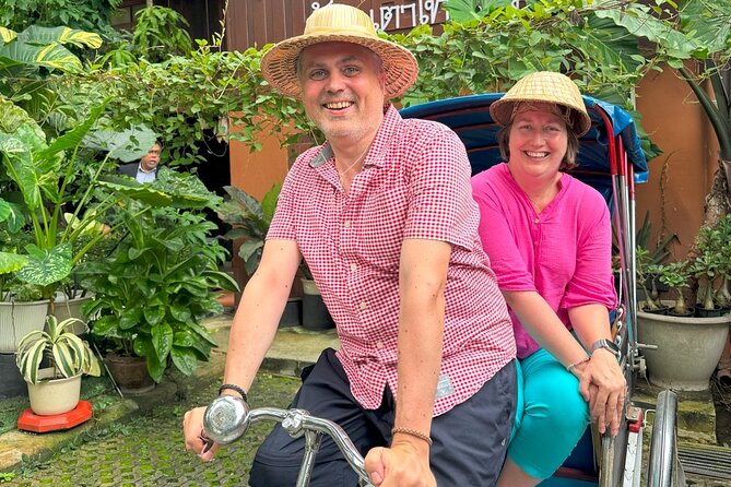 Floating Market and Railway Market Private Tour VIP Transport - Who This Tour Fits Best in Bangkok