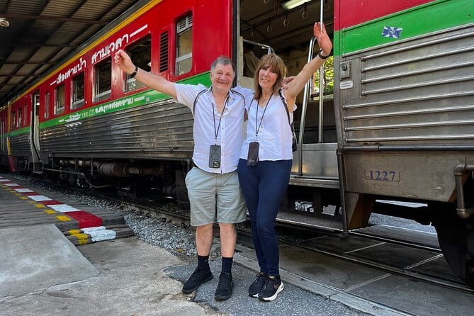 Floating Market & Railway Market Private Tour - Price and value: what $126.94 per person covers