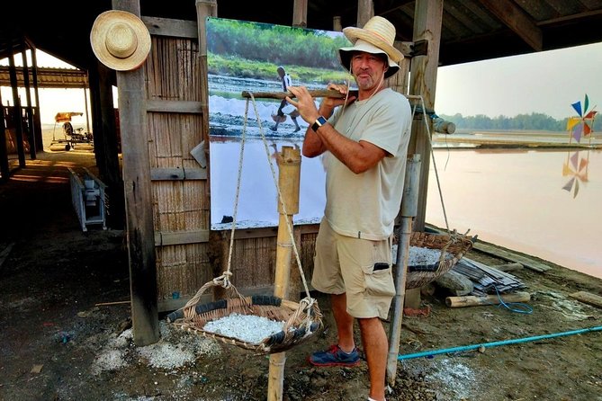 Floating & Railway Market and Coconut Farm Tour [Optional Luxury] - Coconut sugar farm: short, watchable, and good for a quick taste