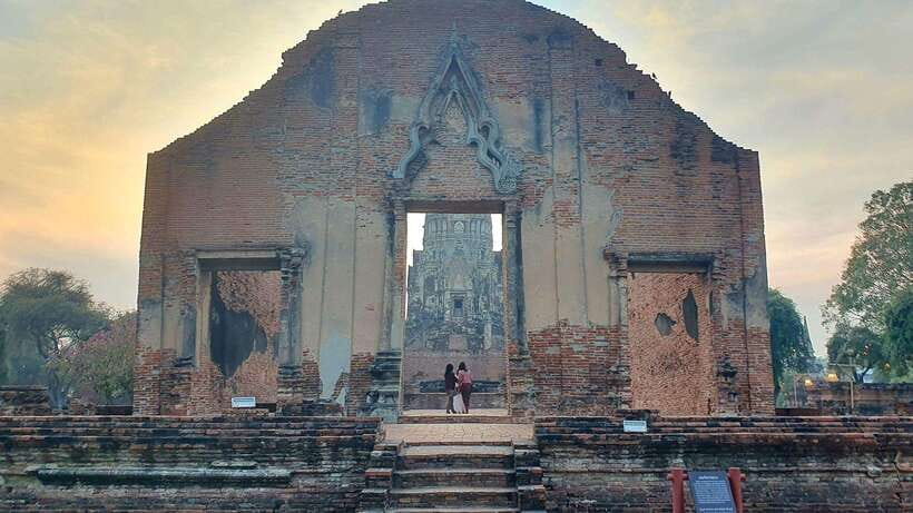 From Bangkok: Ayutthaya Afternoon Tour with Boat & Tuk-Tuk - One-Hour Tuk-Tuk Ride Through Ancient, Illuminated Streets