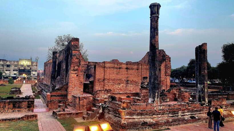 From Bangkok: Ayutthaya Afternoon Tour with Boat & Tuk-Tuk - Ayutthaya Historical Park Break, Market Time, and Shopping Stops