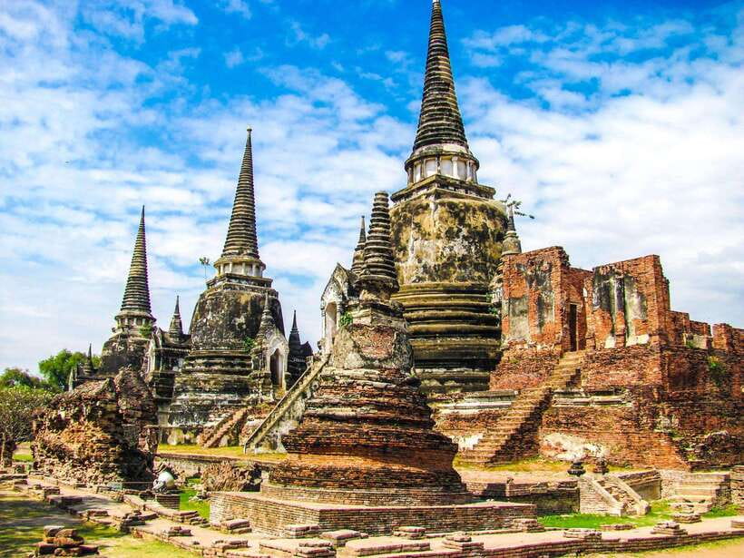 From Bangkok: Ayutthaya Historical Park Guided Day Trip - Bang Pa-In Royal Palace: a royal warm-up before the ruins