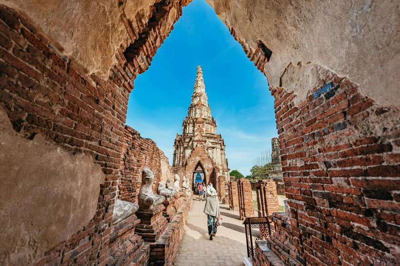 From Bangkok: Ayutthaya Temples Guided Tour with Lunch - Dress code and packing rules that affect your day