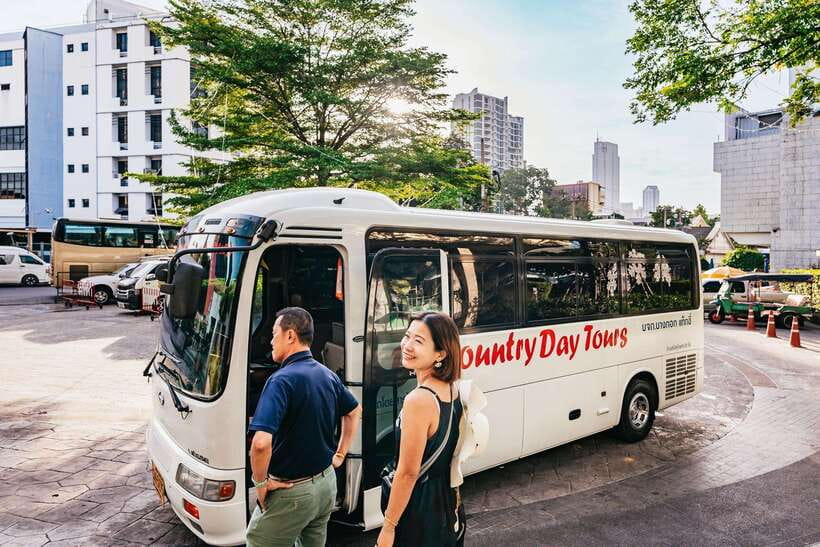 From Bangkok: Ayutthaya Temples Guided Tour with Lunch - Lunch in Ayutthaya: buffet Thai food with a reality check