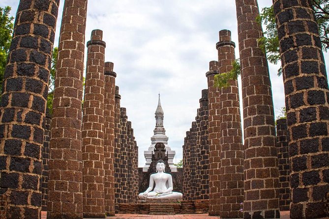 From Bangkok : Muang Boran - The Ancient City of Samut Prakan - Walking the route from 13:00 to 15:30 without feeling rushed