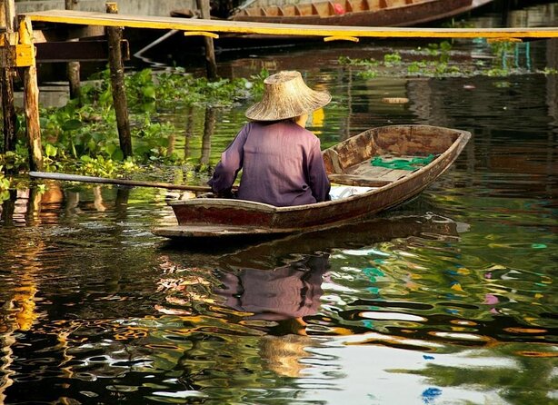 From Bangkok : Thaka Floating Market - Watching Coconut Sugar Happen, Not Just Hearing About It
