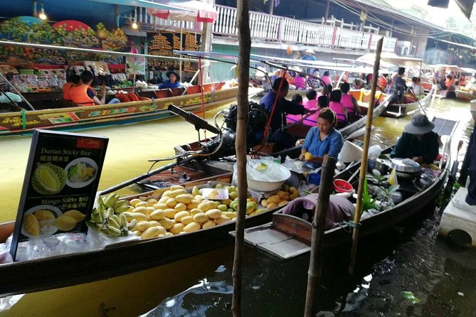 Full-Day Floating Market and Maeklong Railway Market Private Tour from Bangkok - Maeklong Railway Market (Hoop Rom) and the instant you can’t forget