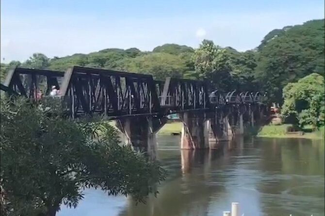 Full Day Kanchanburi Tour from Bangkok - Lunch in Kanchanaburi: Refueling After the Rail Segment