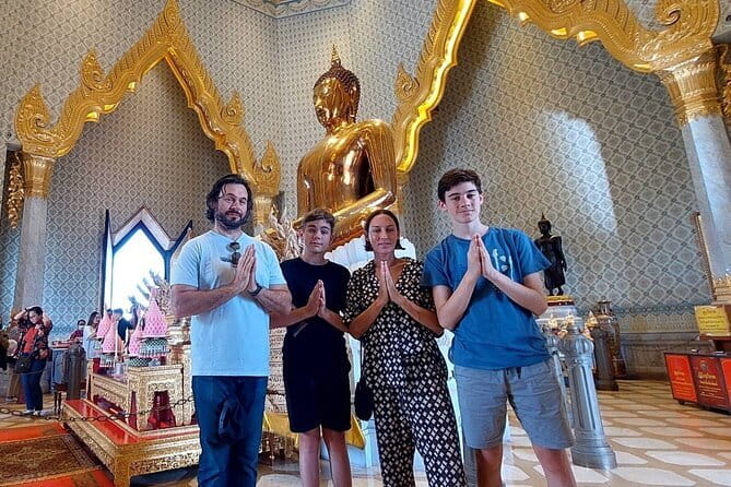 Grand Palace & Emerald Buddha Private Tour [Optional Luxury] - Queen Sirikit Museum of Textiles: the best contrast to the gold