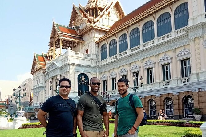 Grand Palace & Temples of Bangkok with experienced guide - Dressing for Wat Phra Kaew and the real cost of not dressing right