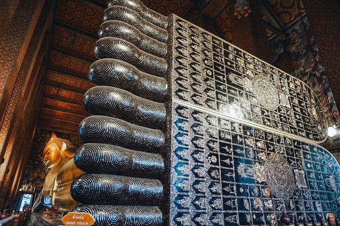 Grand Palace, Wat Phra Kaew, Wat Pho and Wat Arun Walking Tour From Bangkok - Grand Palace first: what to look for and how to dress