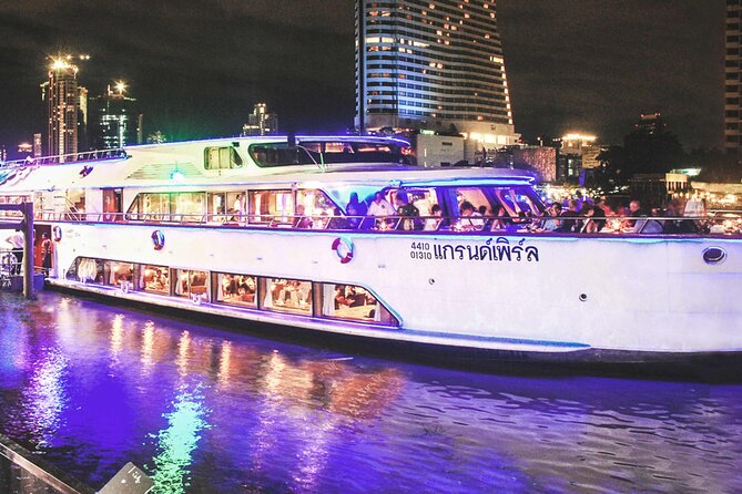 Grand Pearl: Luxury Dinner Cruise with Live Entertainment - Chao Phraya at Night: Where the Landmarks Look Best