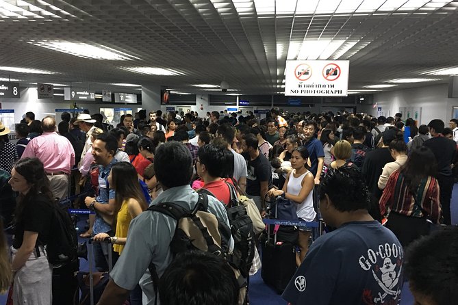 Guided Fast Track Immigration From Aircraft to Arrivals– Bangkok - Beyond Immigration: Bags and Getting to Your Next Ride