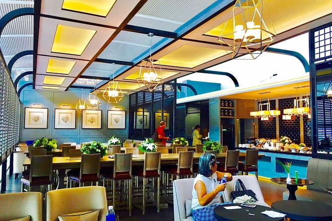 Guided Fast Track Immigration From Aircraft to Arrivals– Bangkok - Price, Group Discounts, and When It’s Worth Paying