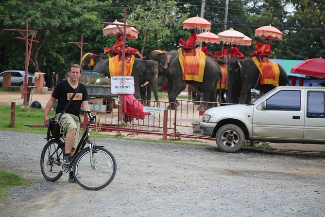 Half-Day Ayutthaya City Cultural Bike Tour - Pom Phet (Phet Fortress): A Fast Glimpse at Why Ships Had to Check In