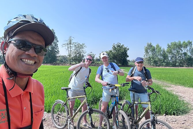 Half Day Countryside Cycling in Sukhothai - Lunch at a Local Restaurant: A Big Part of the Value