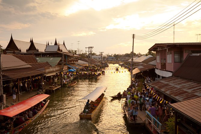 Half-Day Damnoen Saduak Floating Market Small Group Tour - Pickup, A/C transport, and what the guide actually does for you