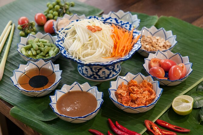 Hands-on Thai Cooking Class & Market Tour in Sukhumvit - Dietary Options That Are Built Into the Plan