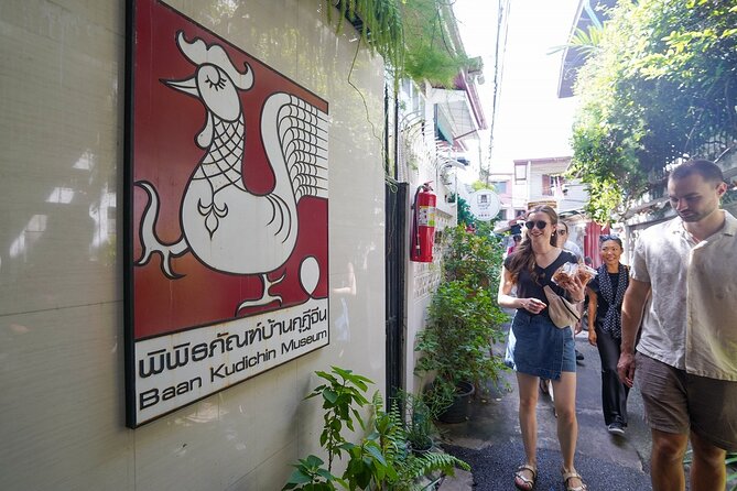 Hidden Bangkok: Local Canal & Artist Village by EV Boat - Wat Pak Nam Phasi Charoen: The Giant White Pagoda Moment