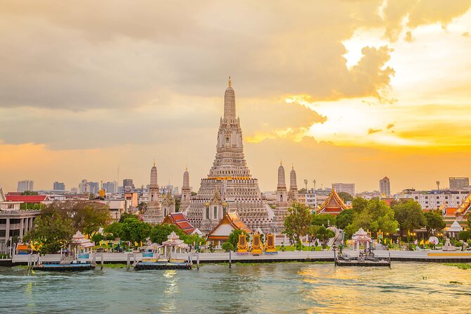 Highlights Of Thailand In 10 Days - Day 1 in Bangkok: airport meet, hotel check-in, and getting your bearings